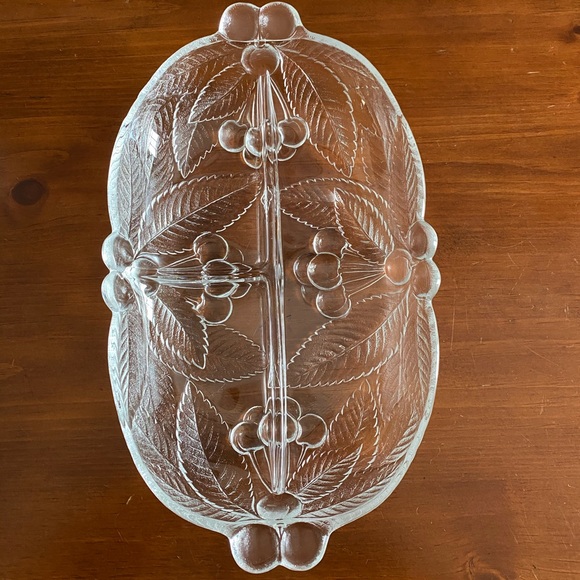 Mikasa Bountiful Cherries Divided Serving Dish - Picture 6 of 7